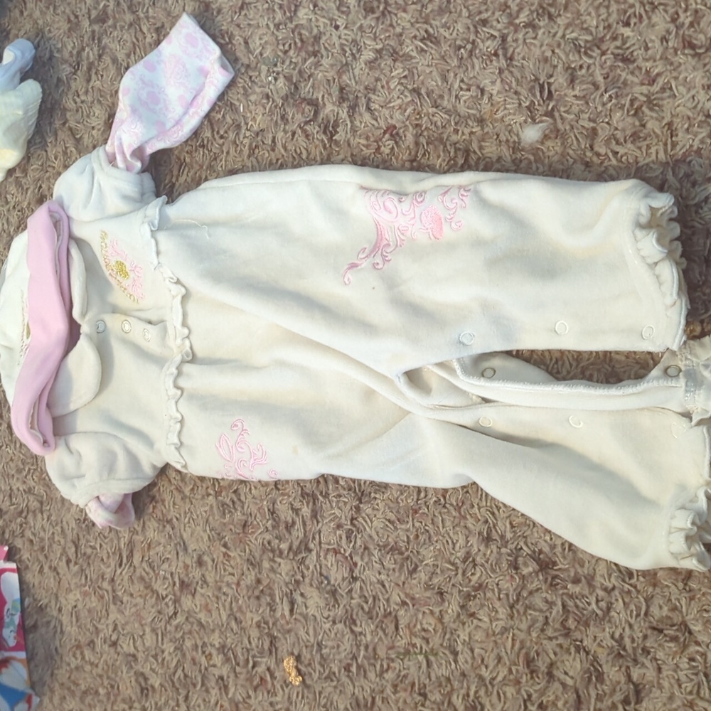 Baby clothes